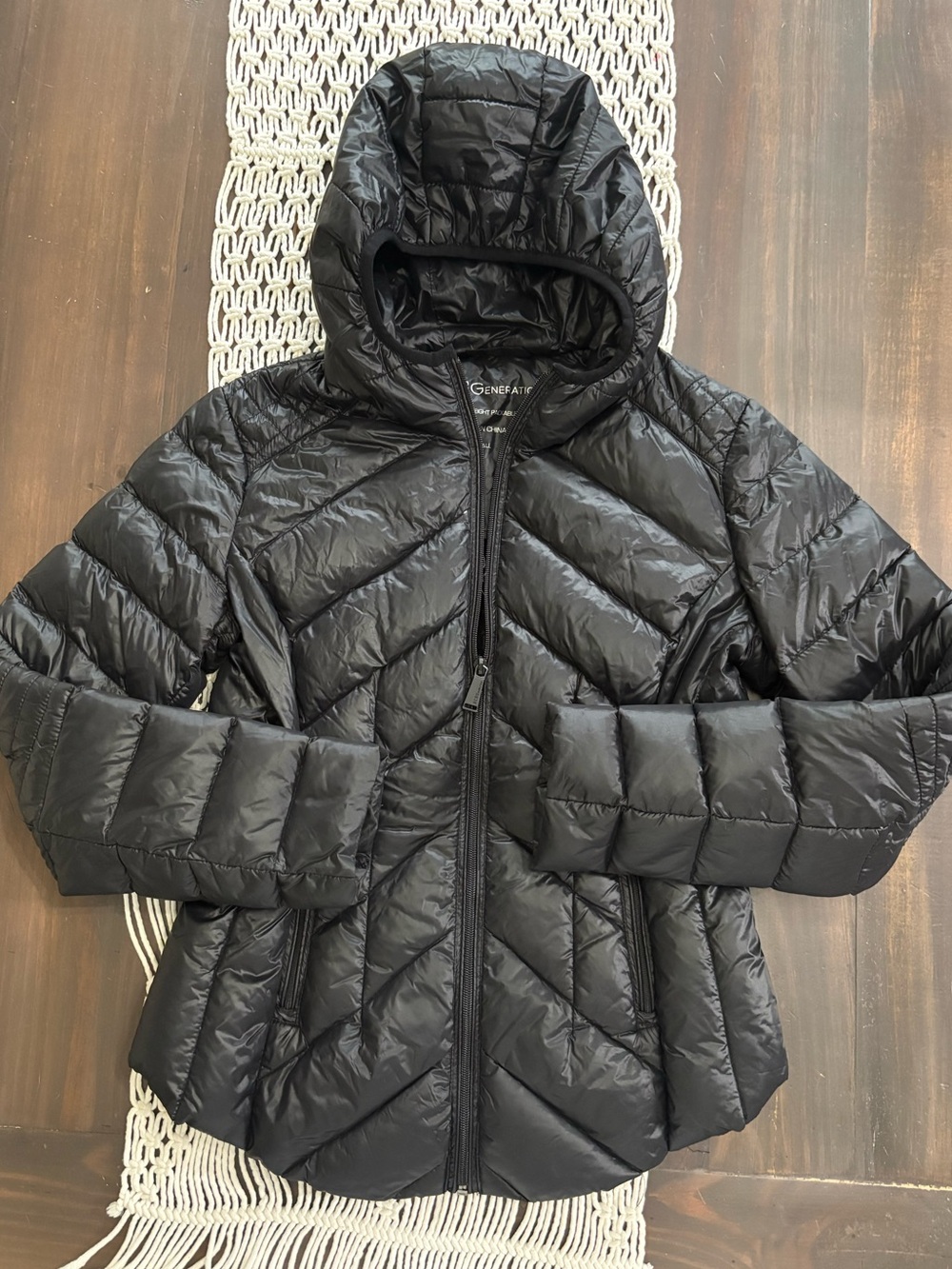 BCBGeneration packable ultra light weight down puffer jacket